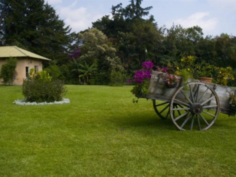 Hotel Posada De Don Rodrigo Panajachel Bagian luar foto