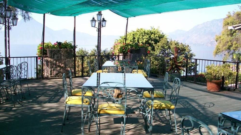 Hotel Posada De Don Rodrigo Panajachel Bagian luar foto