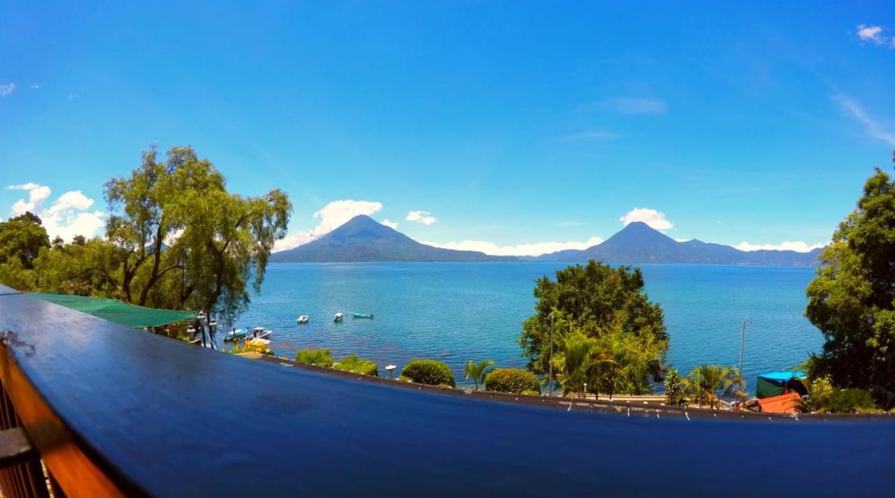 Hotel Posada De Don Rodrigo Panajachel Bagian luar foto